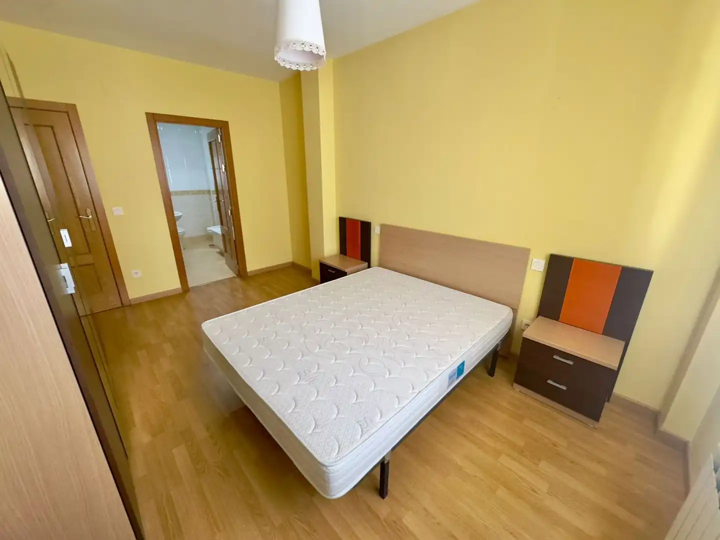 Schlafzimmer von Wohnung zum Verkauf in Valdepeñas mit Heizung, Parkett und Balkon