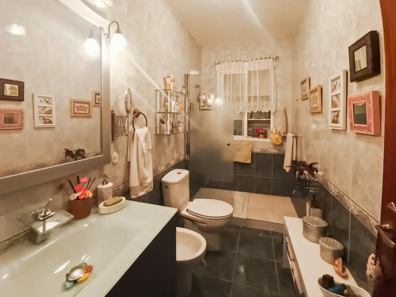 Baño de Casa o chalet en venta en Barajas de Melo con Aire acondicionado, Calefacción y Jardín privado