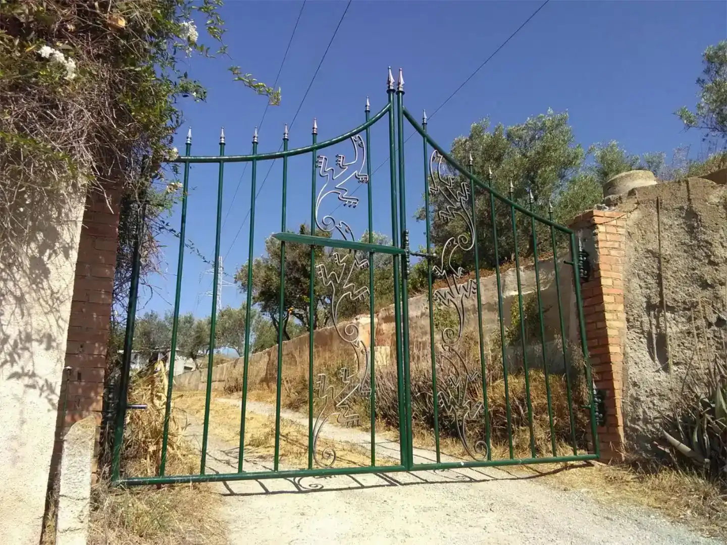 Vista exterior de Pis en venda en Órgiva amb Jardí privat, Parquet i Piscina