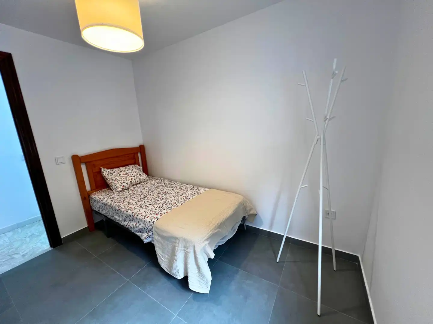 Schlafzimmer von Wohnung zur Miete in Aguilar de Campoo mit Heizung, Möbliert und Ofen