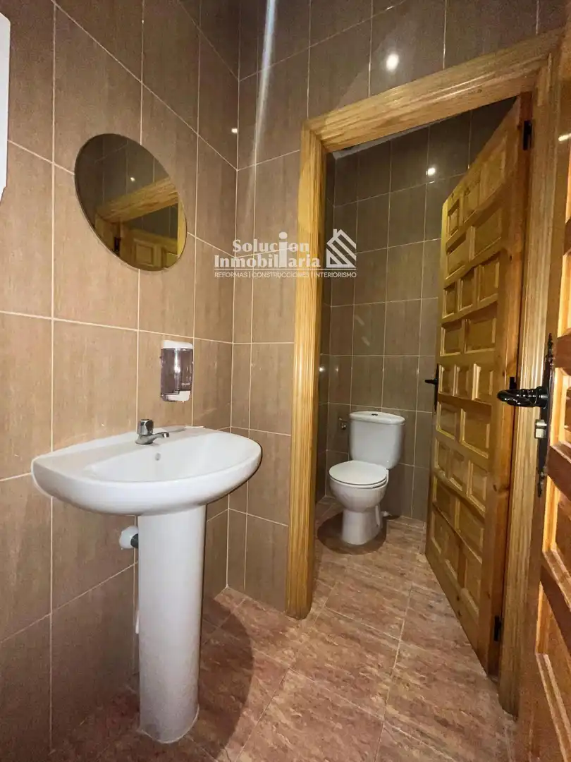 Bathroom of Flat for sale in Cantalapiedra  with Heating, Storage room and Furnished