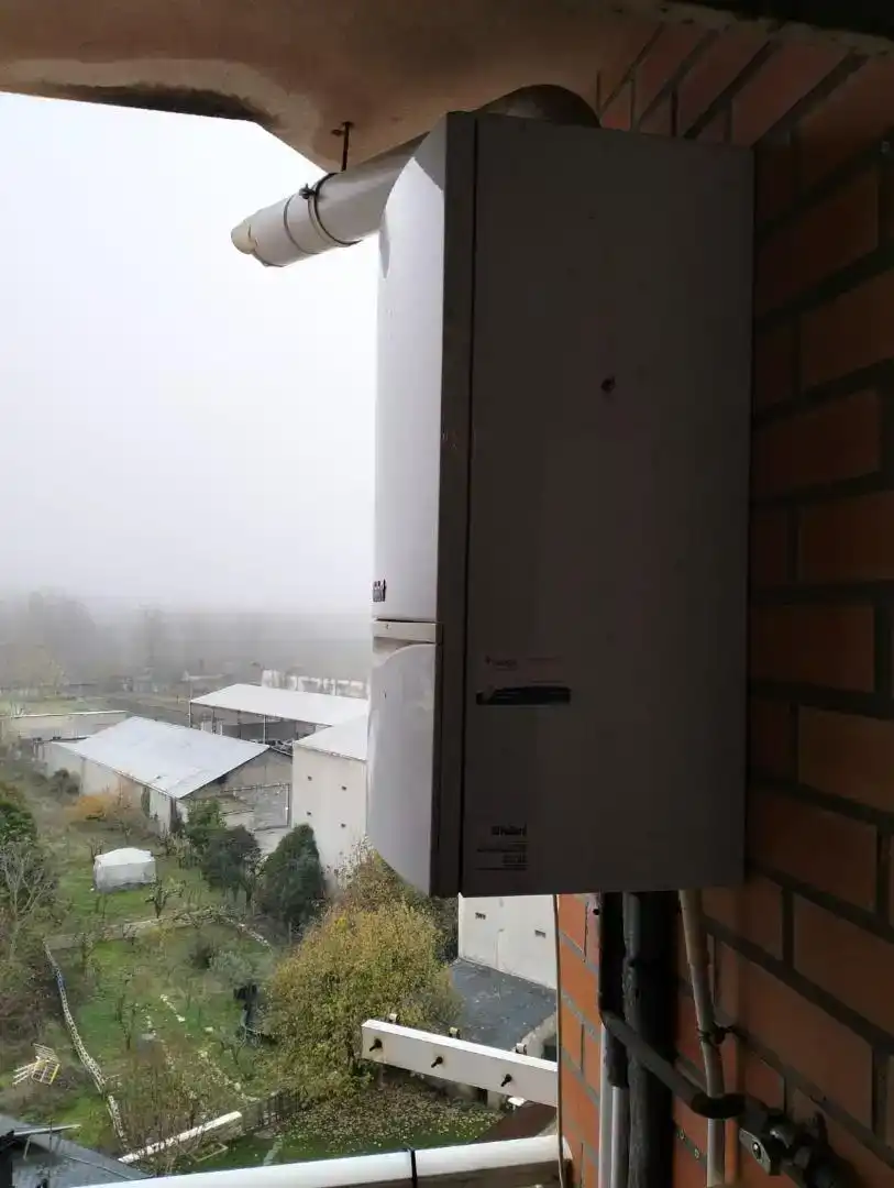 Terrassa de Pis en venda en Ponferrada amb Parquet, Moblat i Balcó