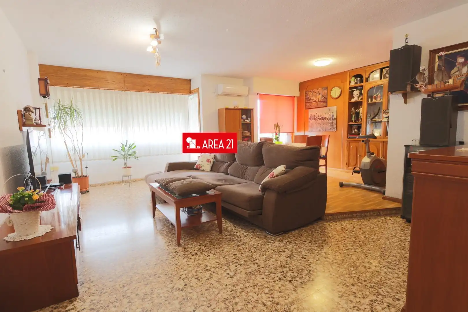 Sala de estar de Piso en venta en Valencia con Aire acondicionado y Balcón