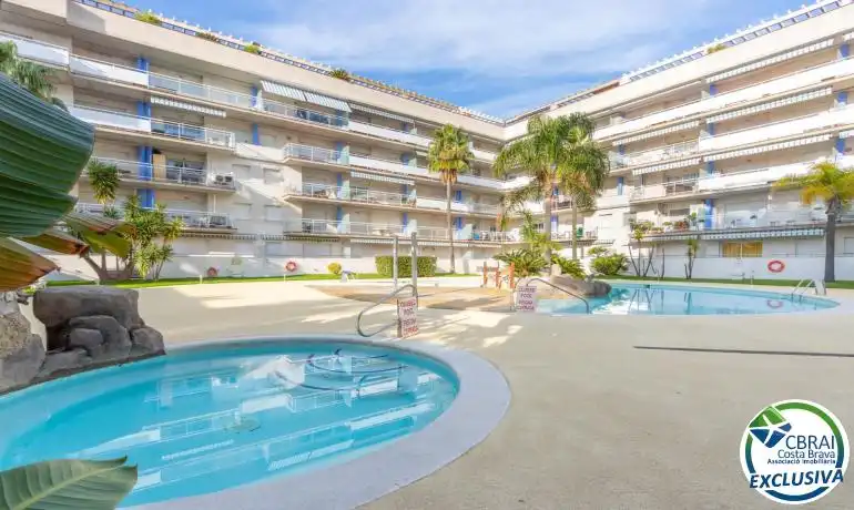 Wohnung mit Pool zum Verkauf in Avenida Port CanigÓ 15-31