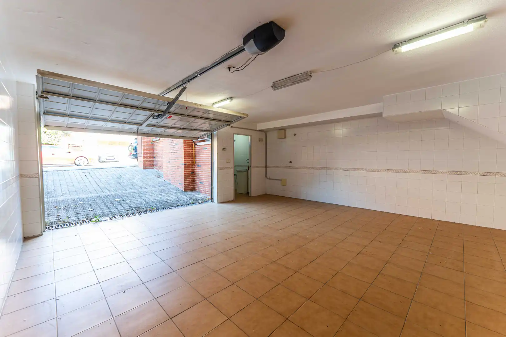 Casa adosada en venta en Las Rozas de Madrid con Calefacción, Jardín privado y Parquet