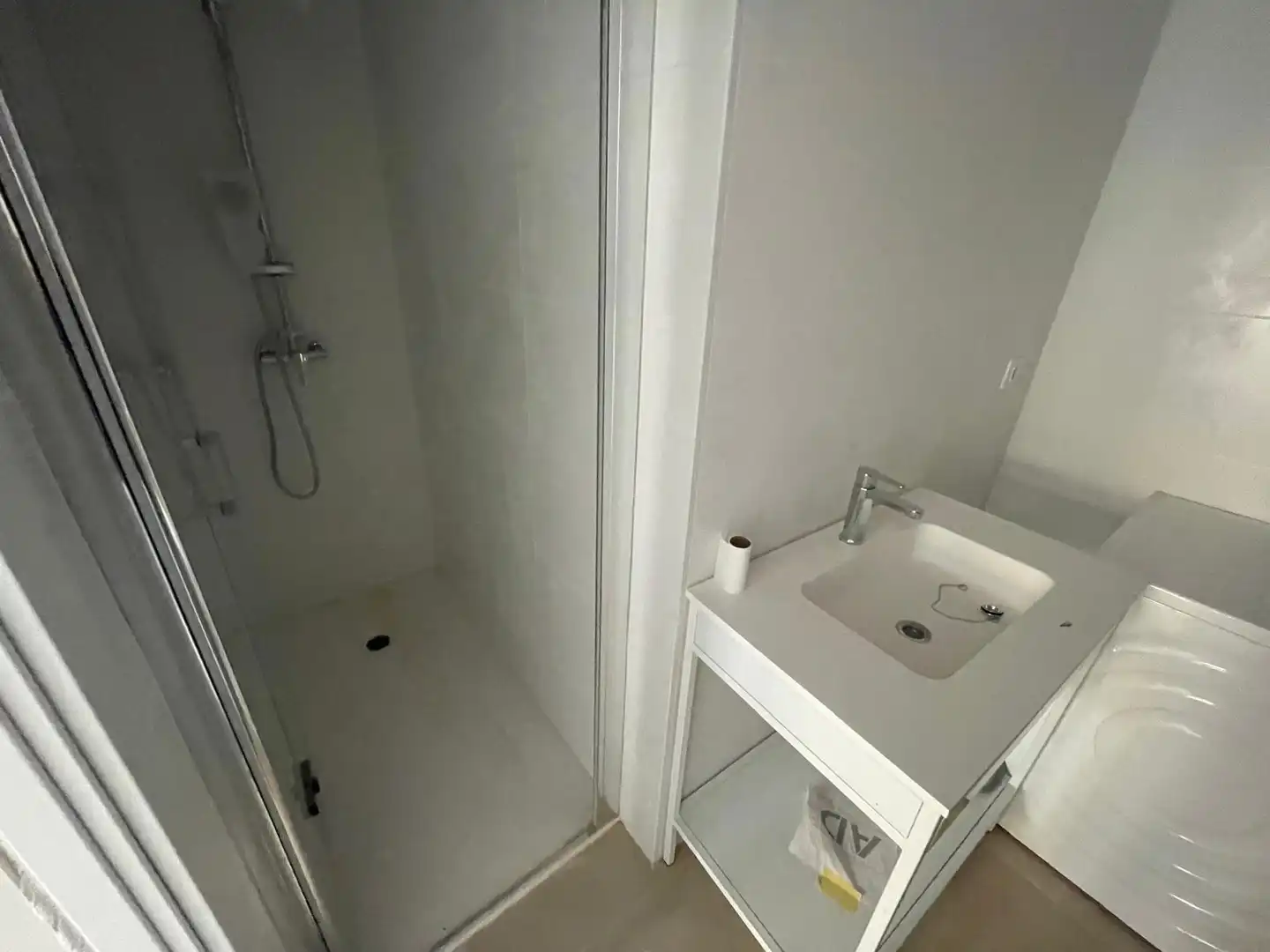 Badezimmer von Wohnungen zur Miete in Zaragoza mit Heizung und Waschmaschine