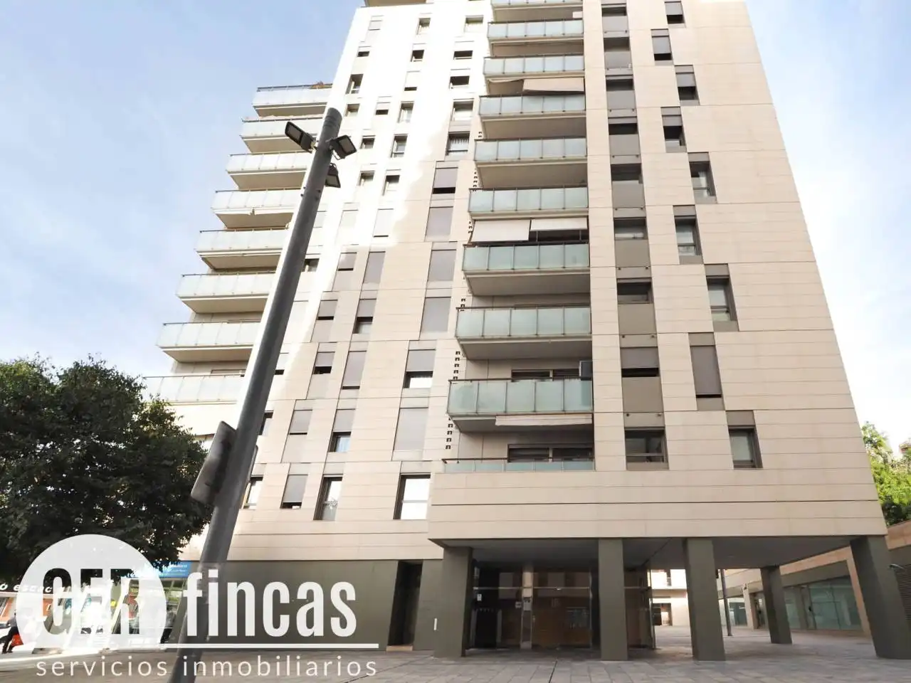 Vista exterior de Piso en venta en Terrassa con Aire acondicionado, Calefacción y Parquet
