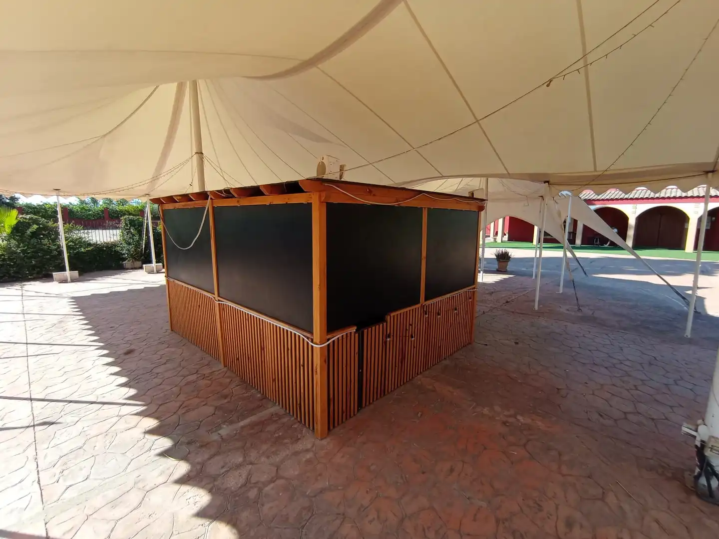 Terraza de Local en venta en Chipiona