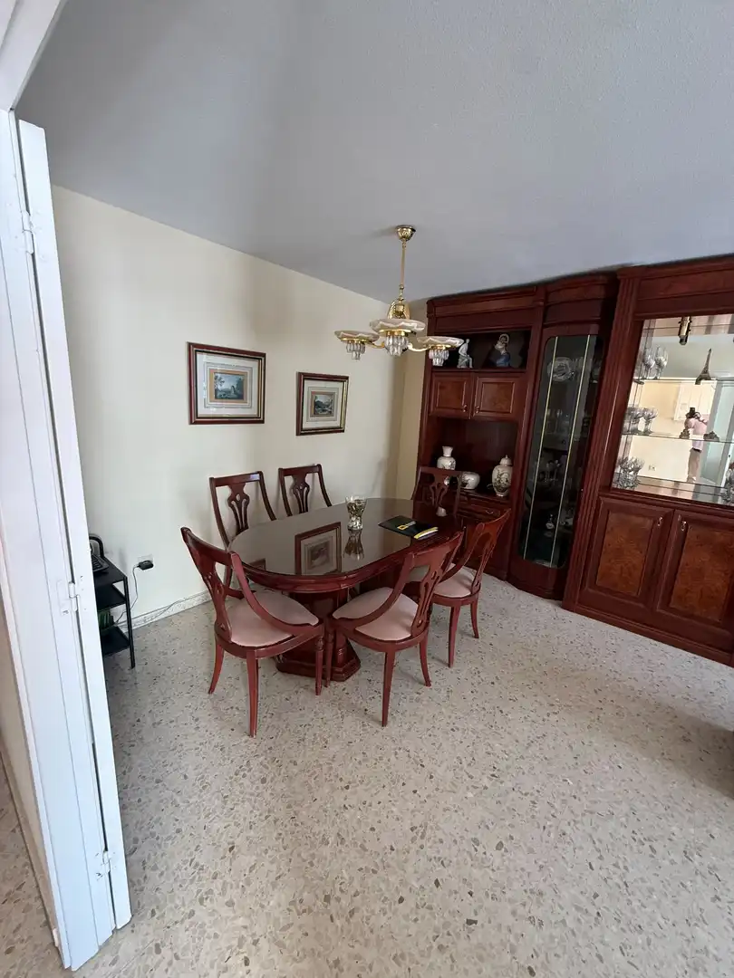Comedor de Casa o chalet en venta en Alhaurín de la Torre con Aire acondicionado, Calefacción y Jardín privado