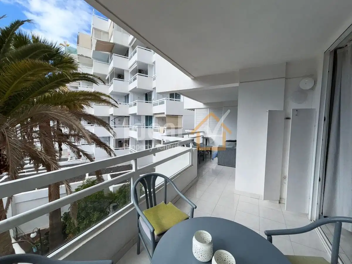 Apartamento con piscina en venta en Costa Adeje, imagen 16