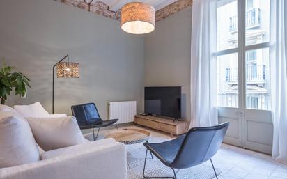 Living room of Flat for sale in  Barcelona Capital  with Air Conditioner, Terrace and Balcony