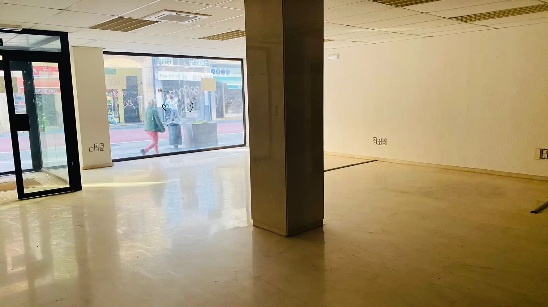 Local comercial en venda a Carrer de Saragossa 9, imagen 5