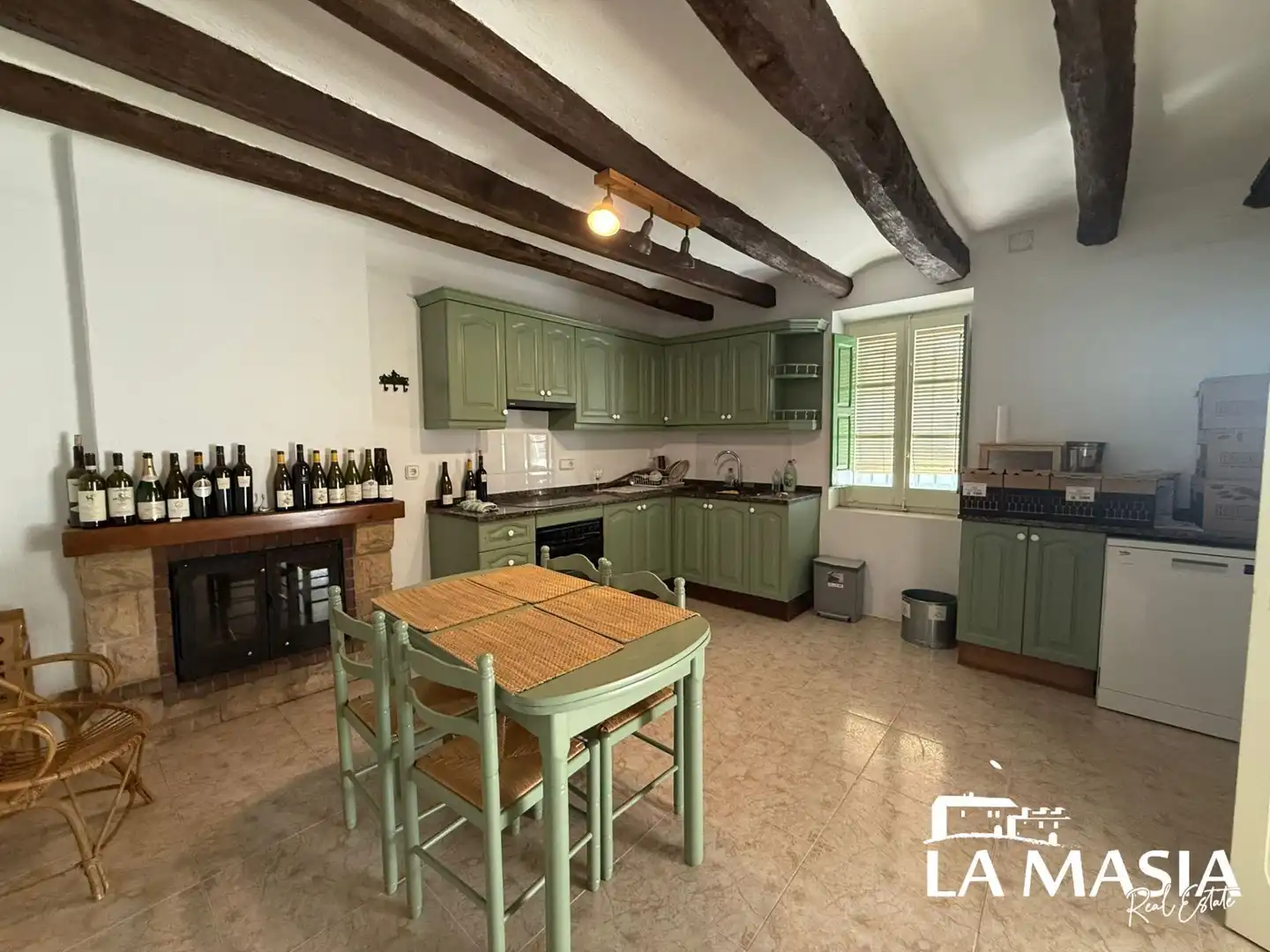 Cuina de Finca rústica en venda en Olèrdola amb Jardí privat i Traster