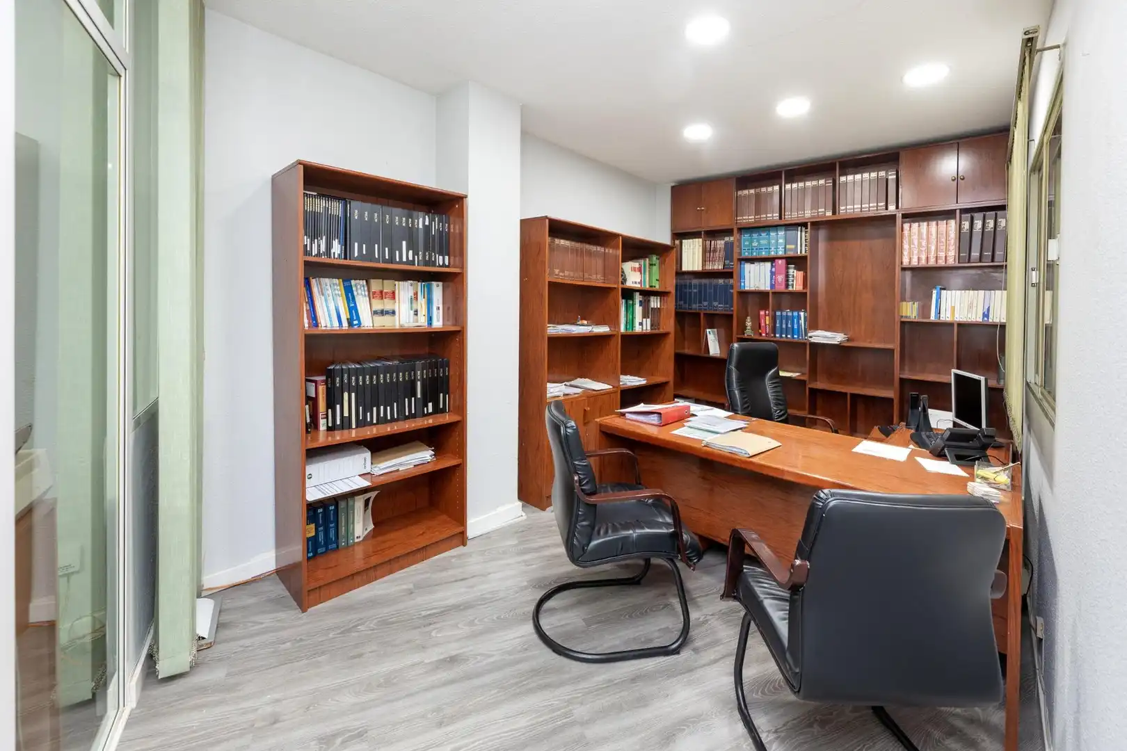 Business premises for sale in Calle Nazaríes 4, imagen 13