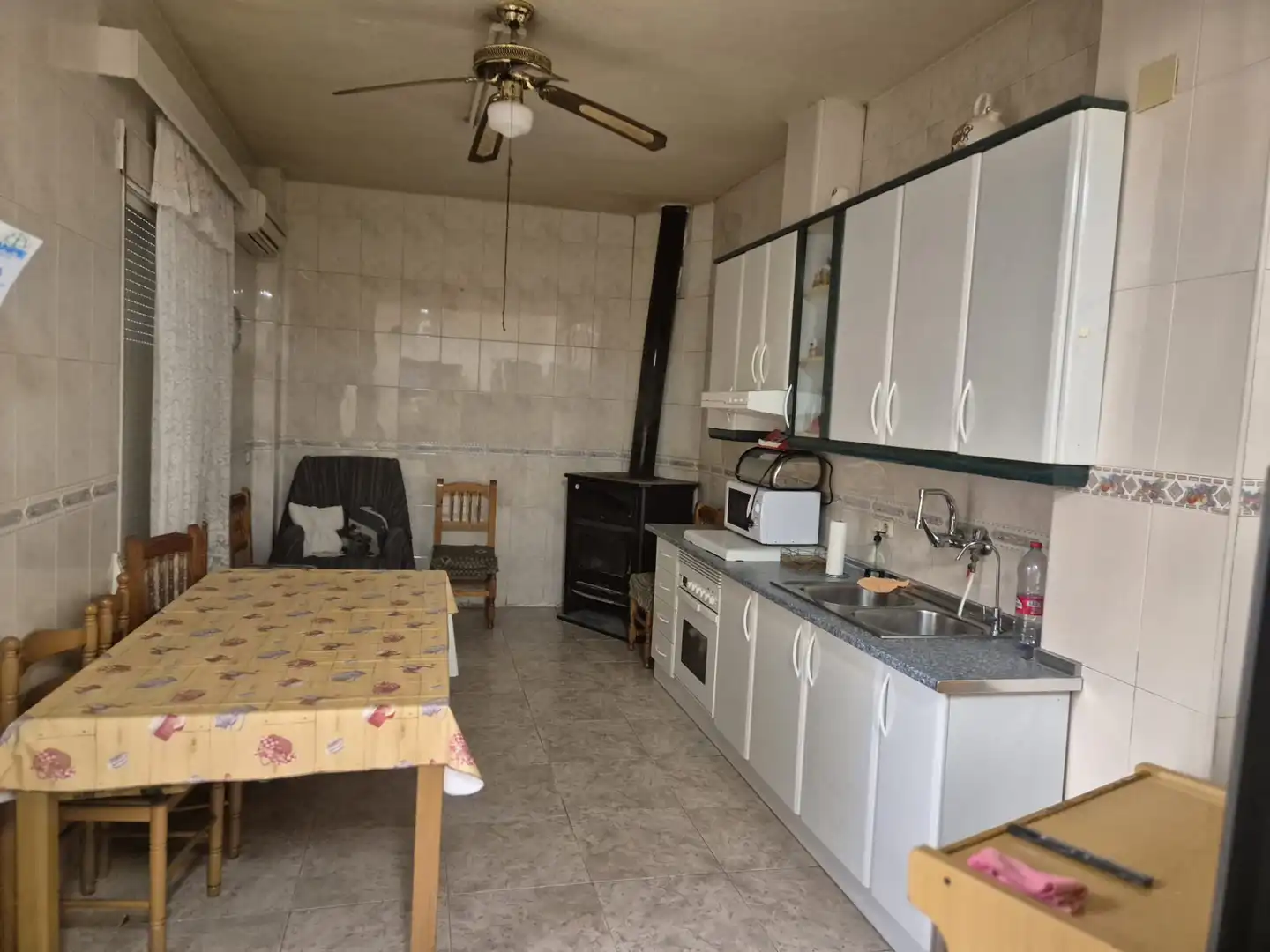 Casa adosada en venta en Ceutí