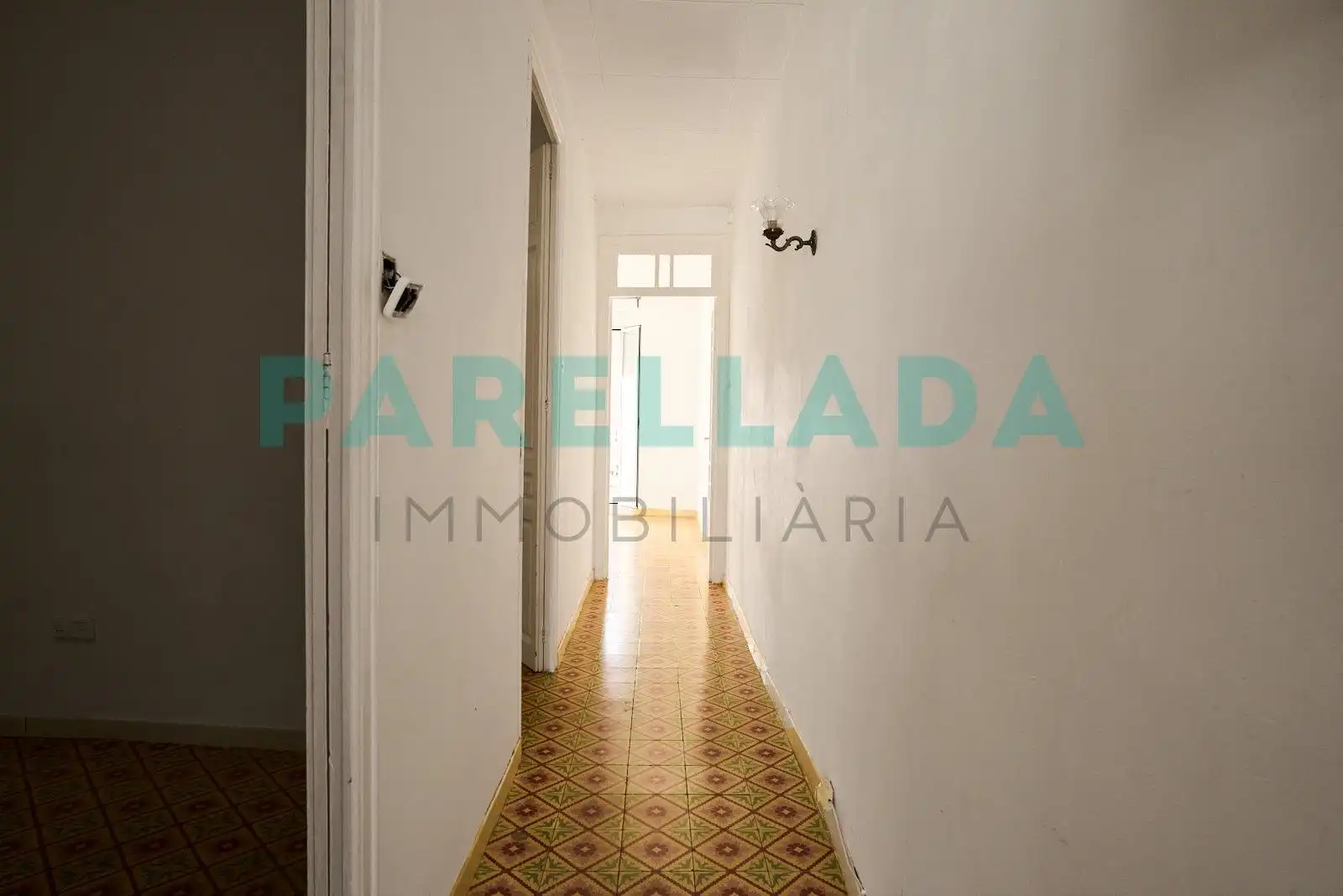 Piso en venta en Badalona con Terraza y Balcón