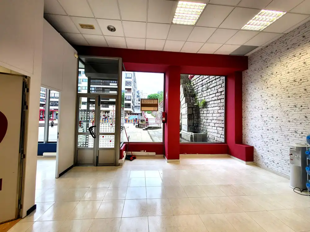 Geschaftsraum zur Miete in Vigo 