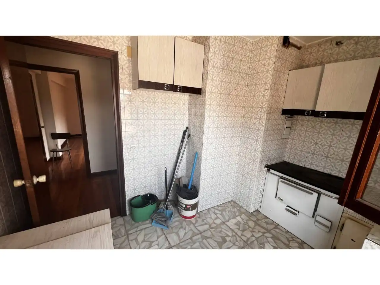 Küche von Wohnung zum Verkauf in Espinosa de los Monteros mit Balkon