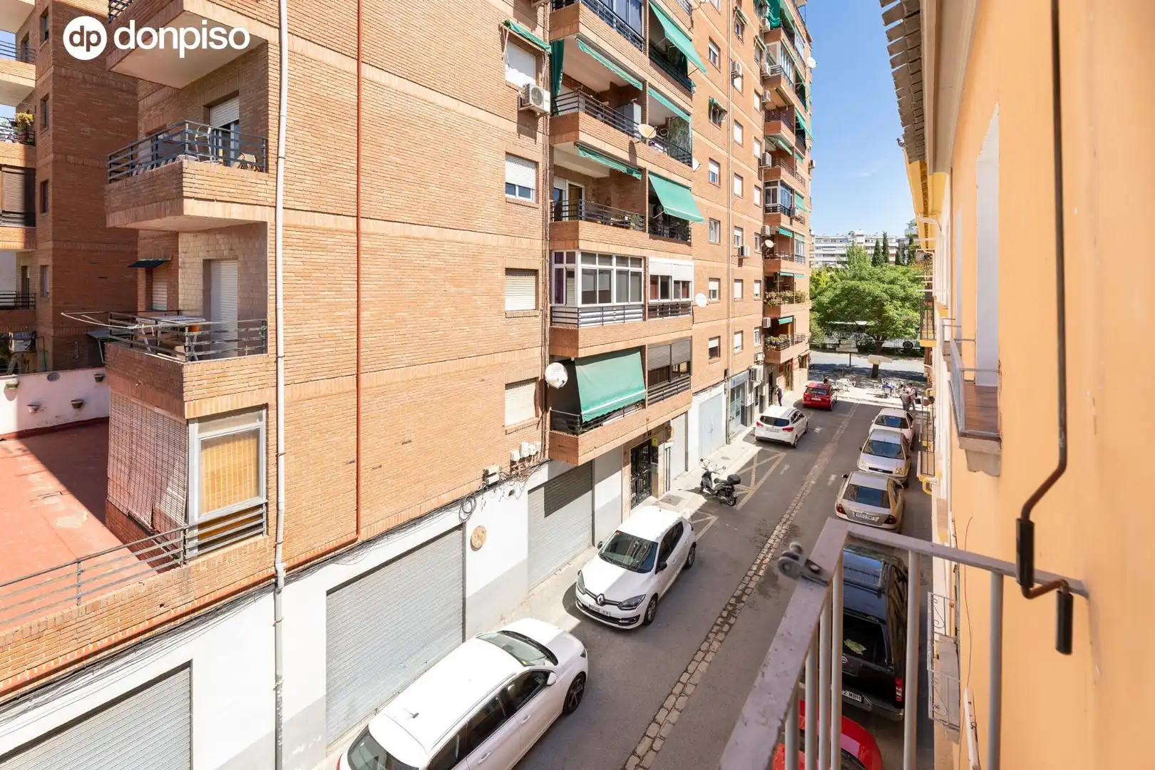 Exterior view of Flat for sale in Granada  with Balcony