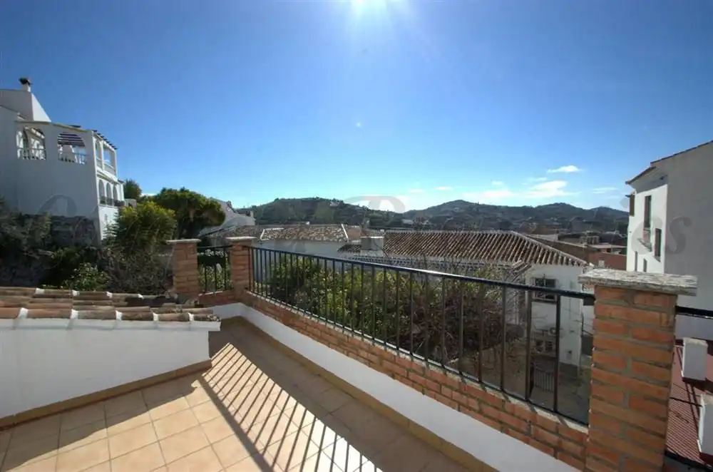 Maison avec terrasse à vendre à Cómpeta, imagen 7