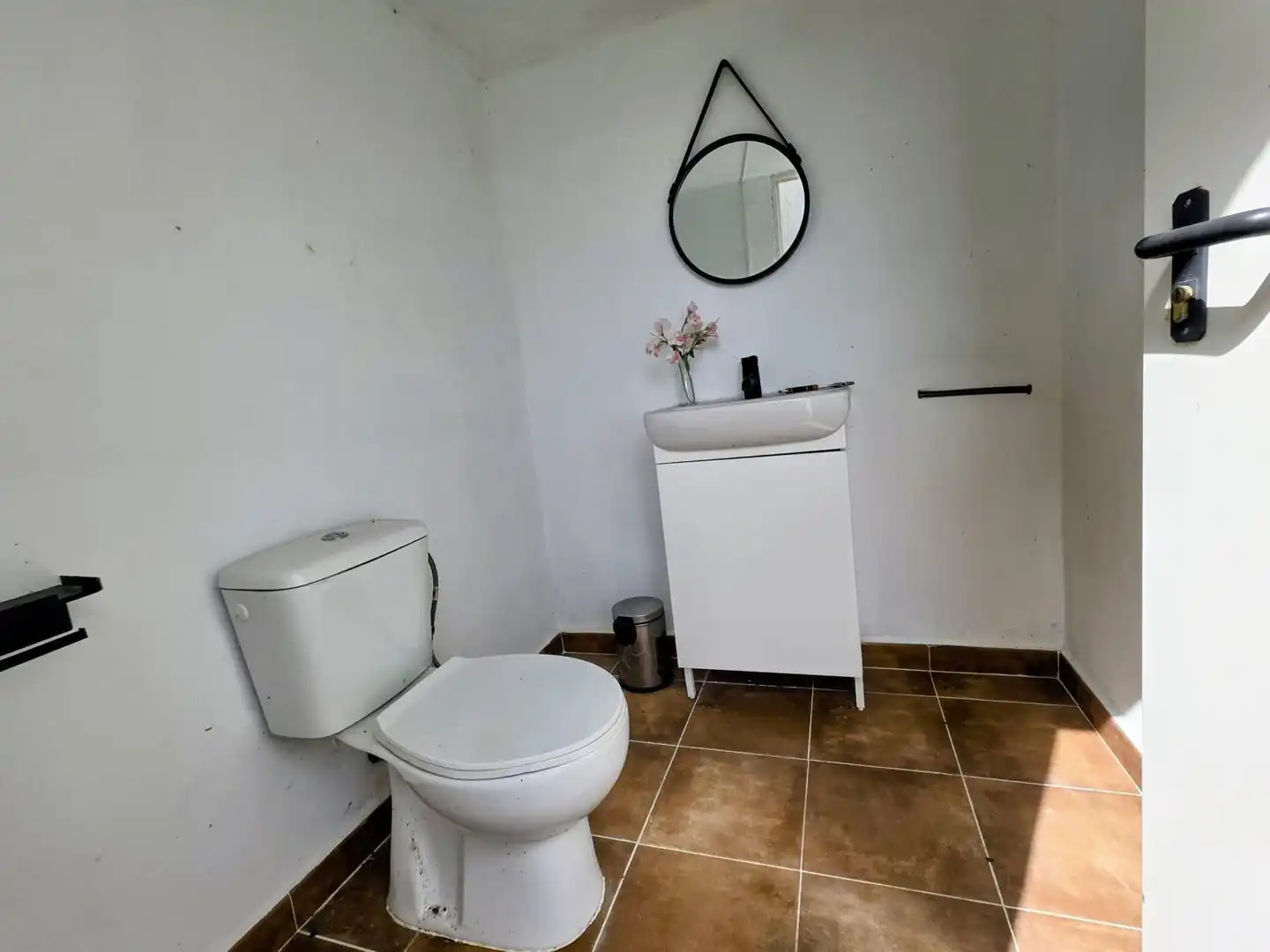 Bathroom of Country homes for sale in Chiclana de la Frontera  with Private garden, Terrace and Swimming Pool