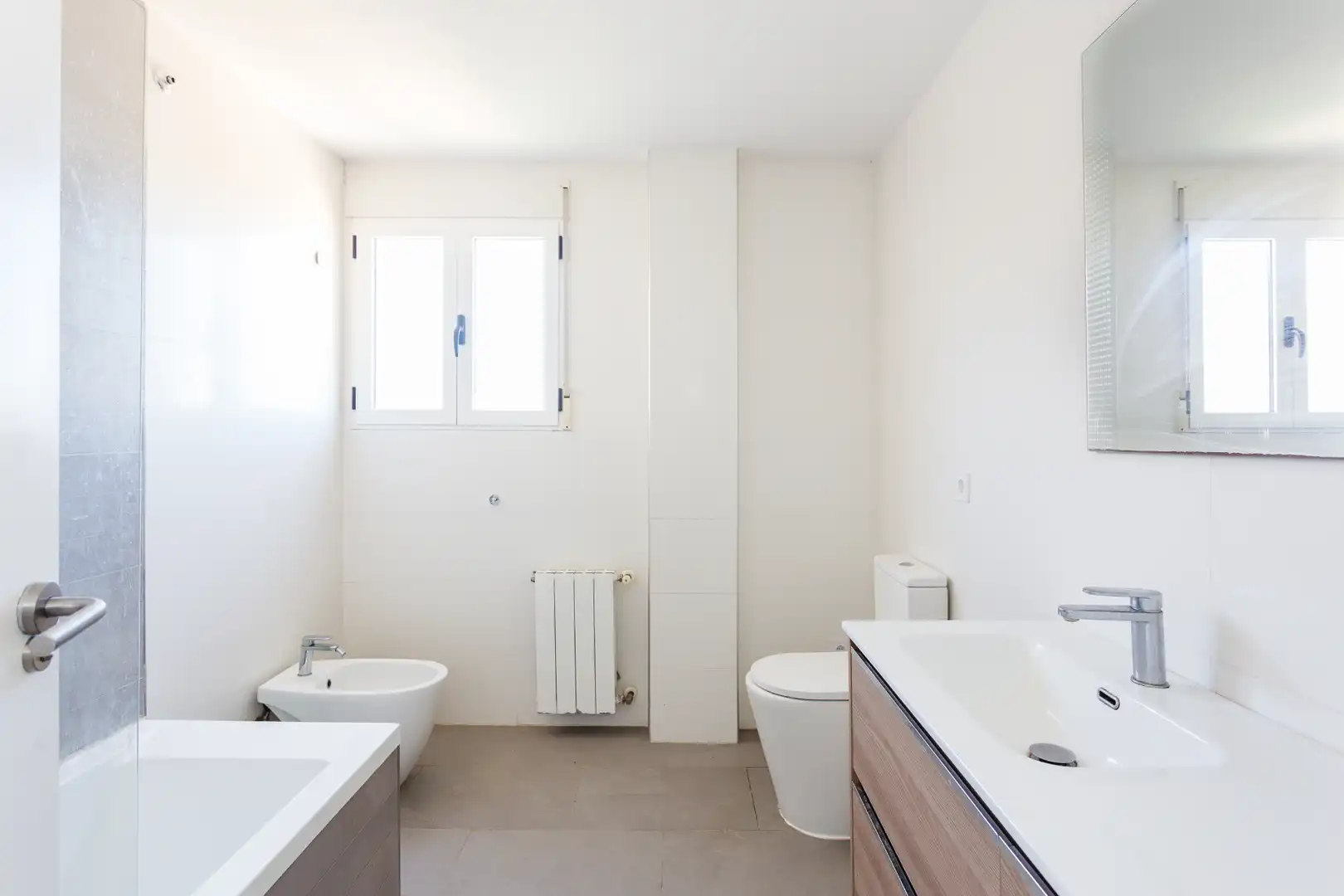 Bathroom of Houses for sale in San Antonio de Benagéber  with Air Conditioner, Heating and Private garden