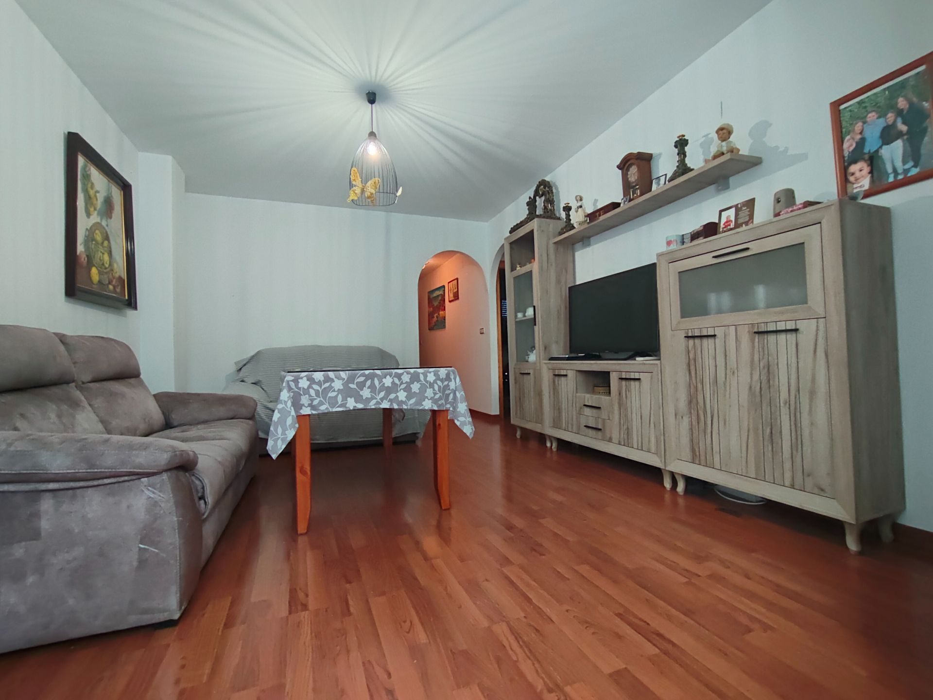 Sala d'estar de Pis en venda en Atarfe amb Aire condicionat i Moblat