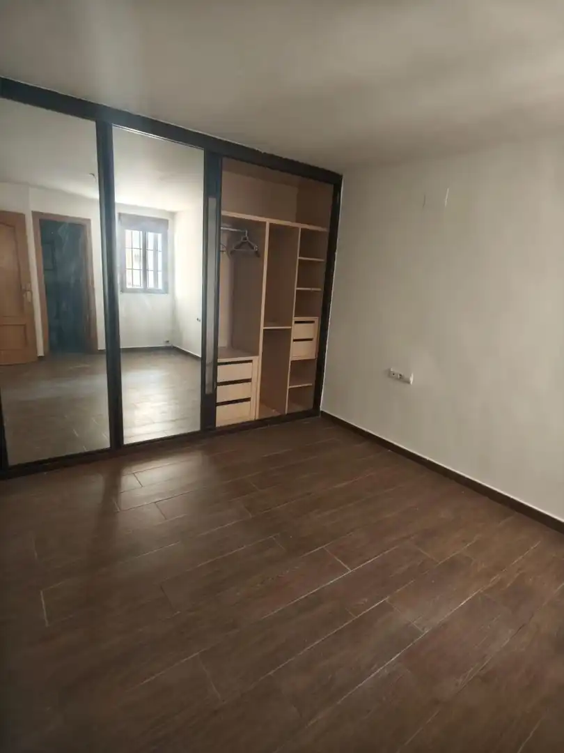 Schlafzimmer von Wohnung zum Verkauf in La Zubia mit Abstellraum und Balkon