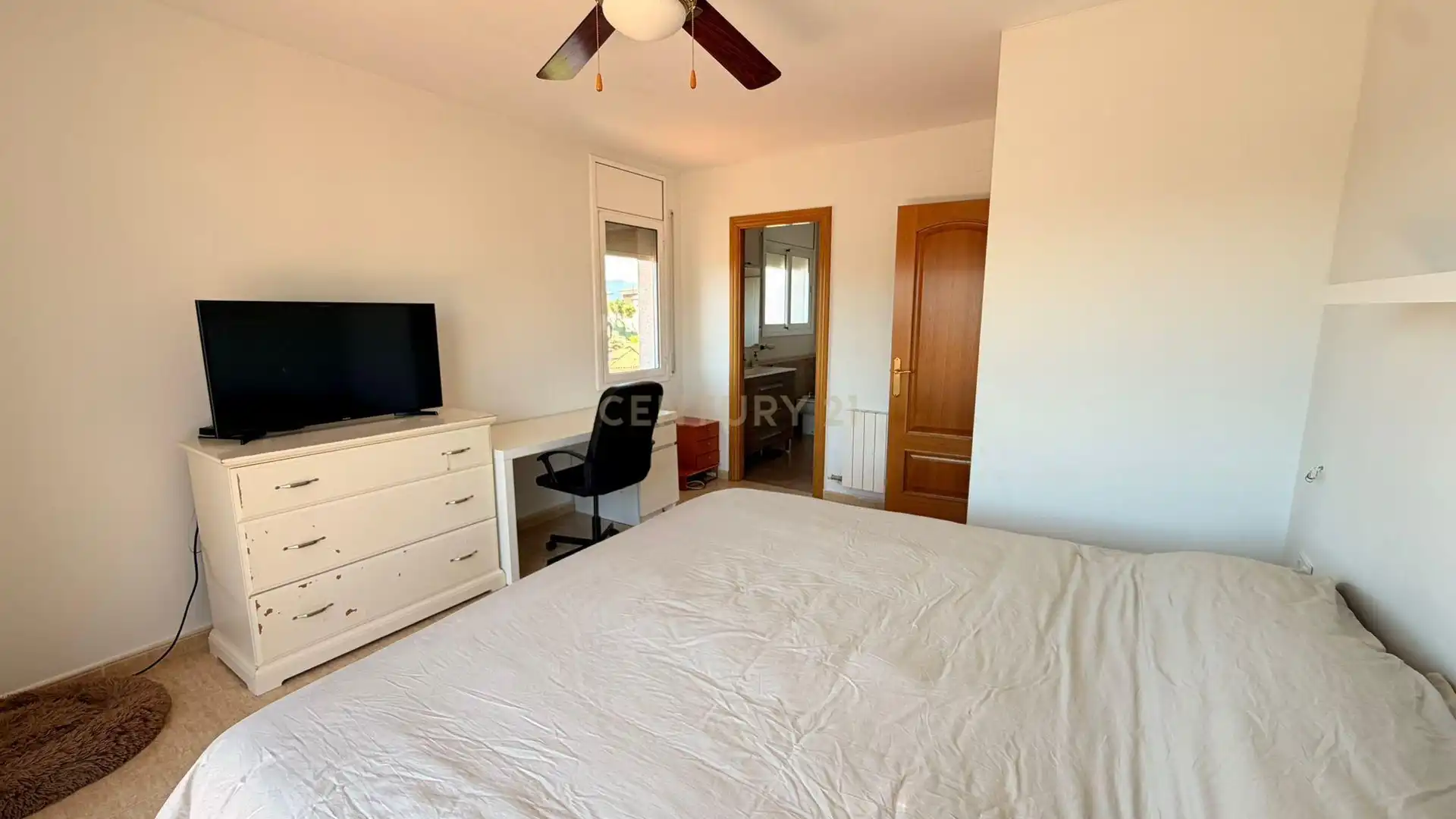 Casa o chalet en venta en Carrer de Josep Carner, Can Lledó, Spain, 90, Lliçà d'Amunt