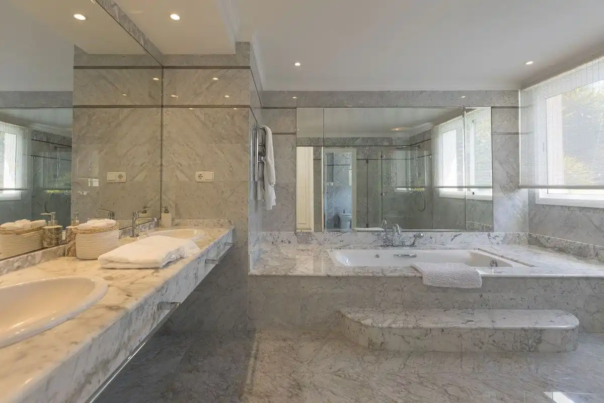 Bany de Casa o xalet en venda en Mijas amb Terrassa i Piscina comunitària