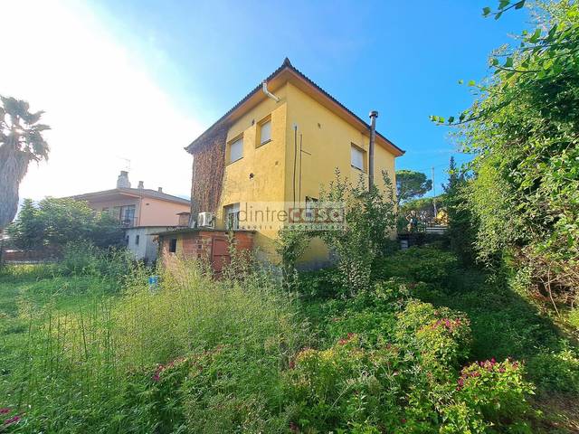 Casa-chalet en Venta en Niàgara Parc - Ágora Parc