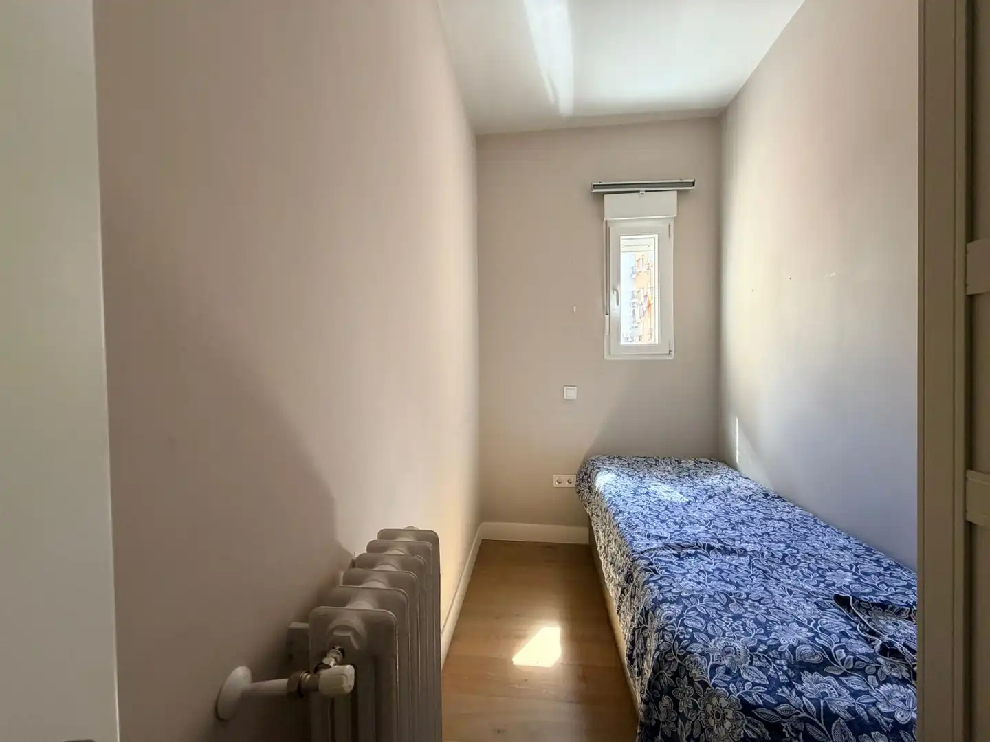 Bedroom of Flat for sale in Madrid  with Air Conditioner, Heating and Terrace