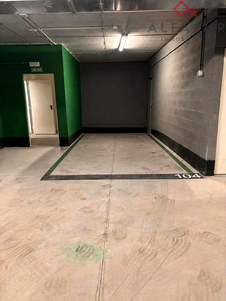 Parking de Ático de alquiler en Málaga con Aire acondicionado, Calefacción y Terraza