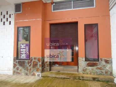 Local comercial en venda a O Porriño