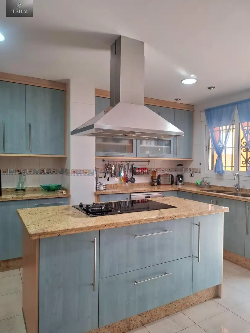 Villa avec terrasse à vendre à Genil, imagen 37