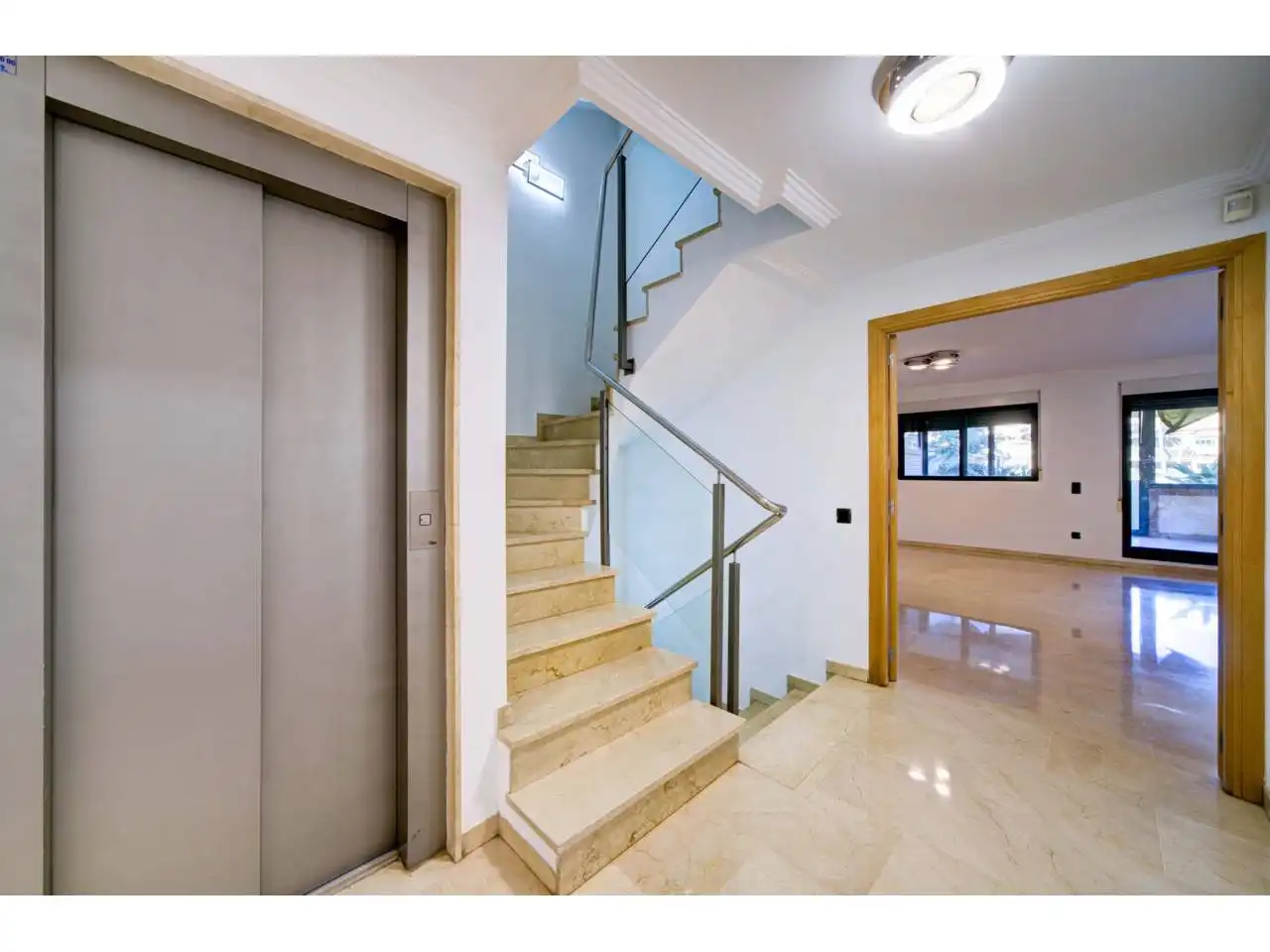 Casa adosada en venta en Valencia con Aire acondicionado, Calefacción y Terraza