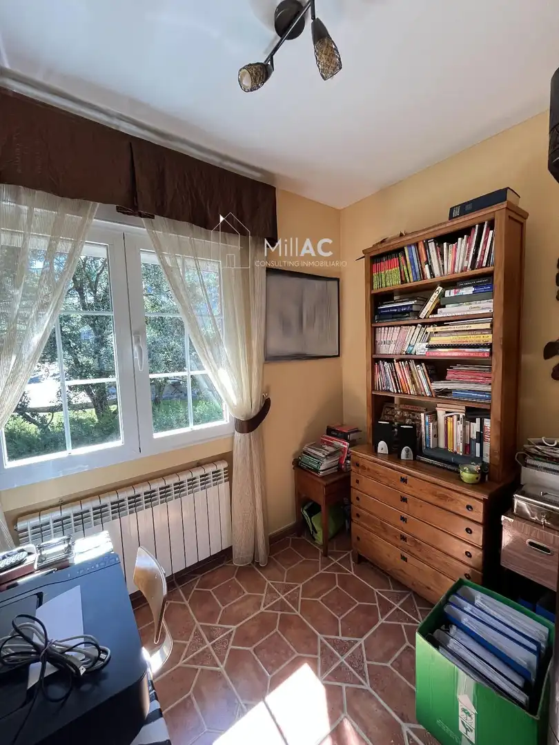 Bedroom of Houses for sale in El Espinar  with Heating, Private garden and Terrace