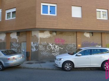 Local comercial en venda a Ana Mogas