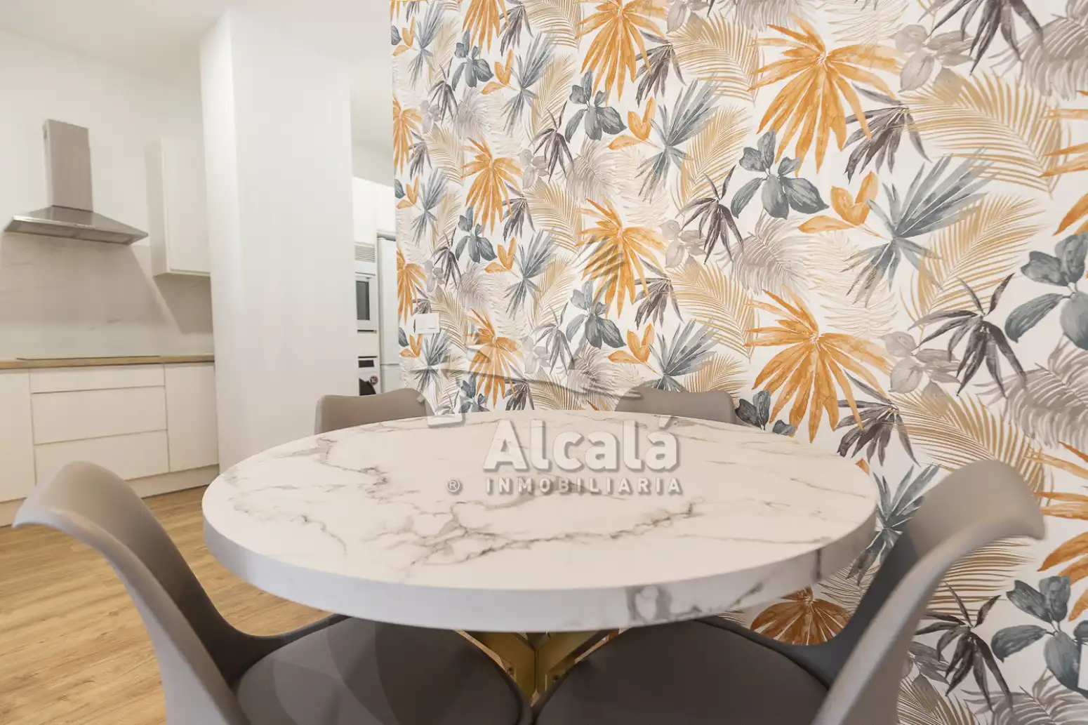 Dining room of Flat for sale in Caballería Española