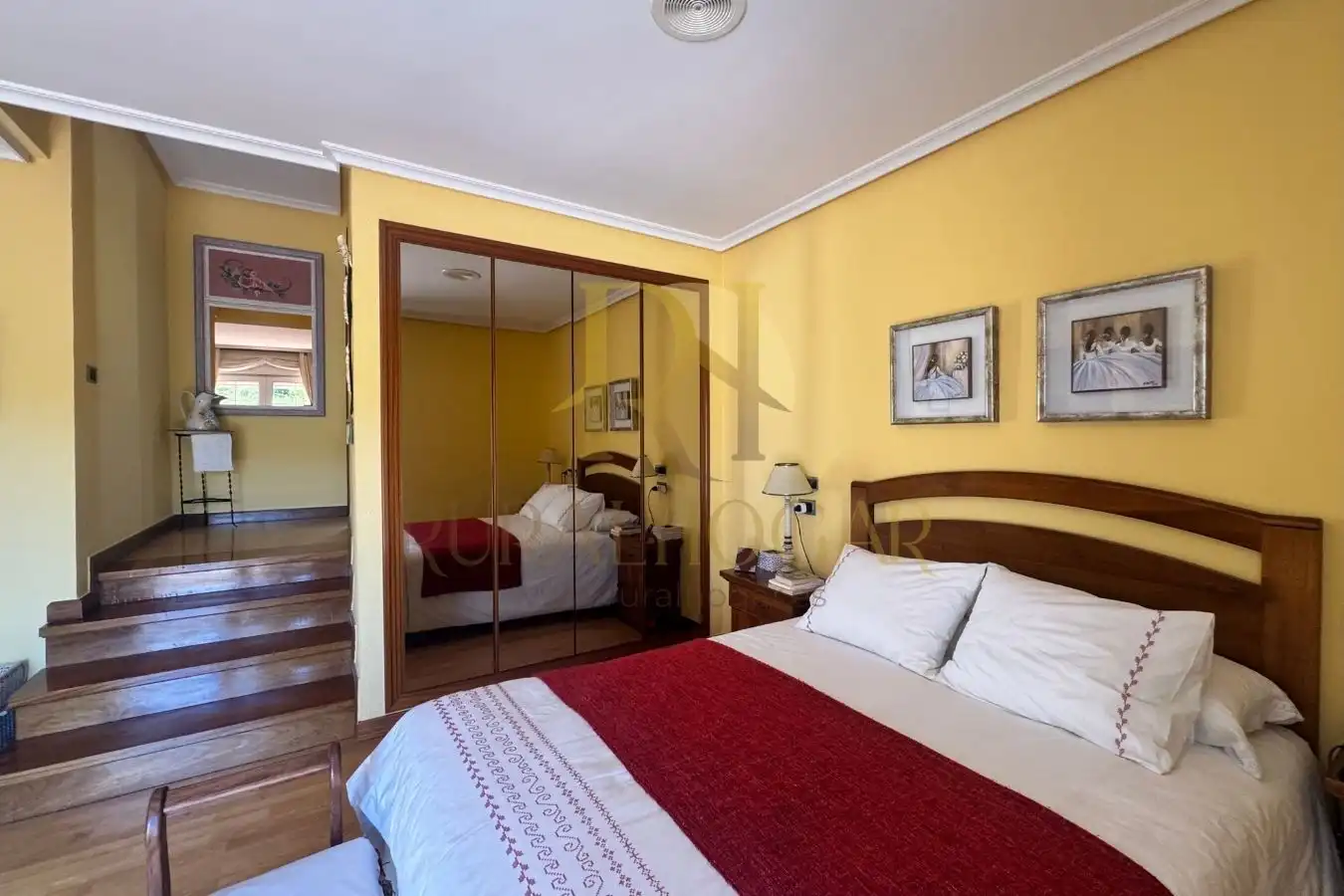 Habitación de Casa o chalet en venta en Santovenia de la Valdoncina con Calefacción, Jardín privado y Parquet