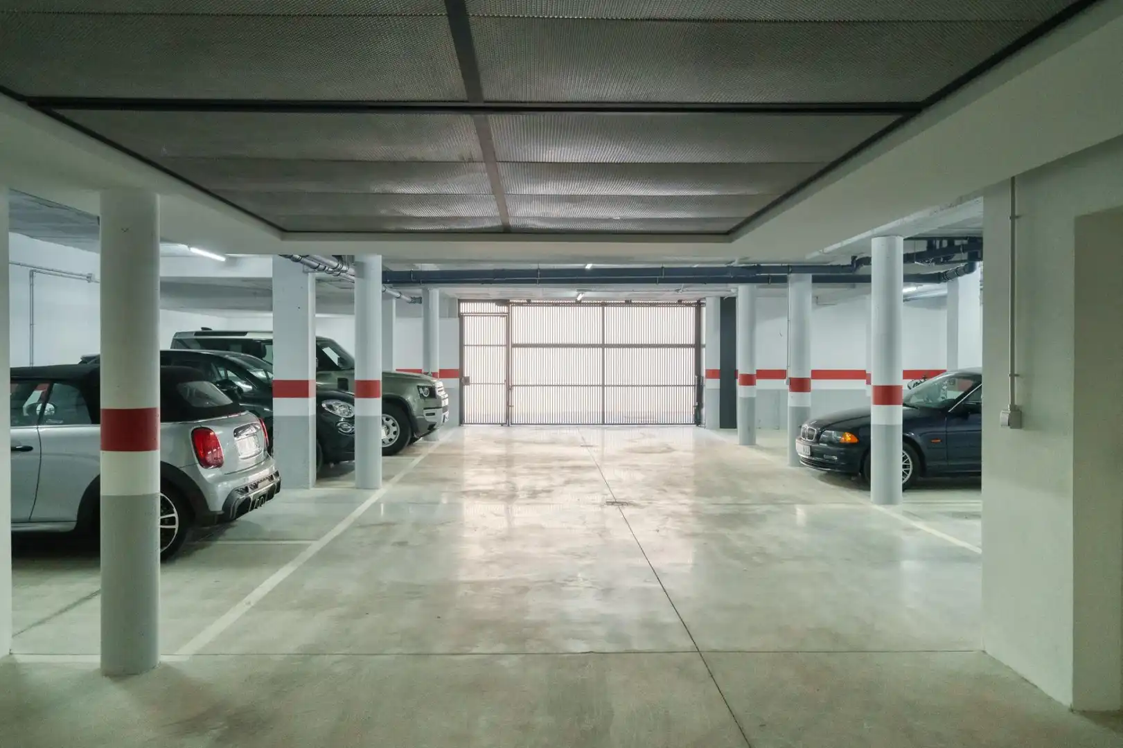 Parkplatz von Erdgeschoss zum Verkauf in  Palma de Mallorca mit Klimaanlage, Heizung und Privatgarten