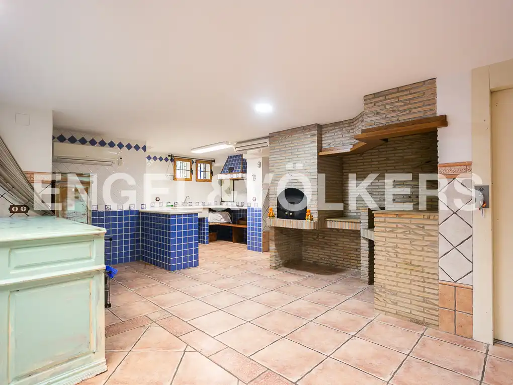 Cocina de Casa o chalet en venta en Picanya con Aire acondicionado, Calefacción y Jardín privado