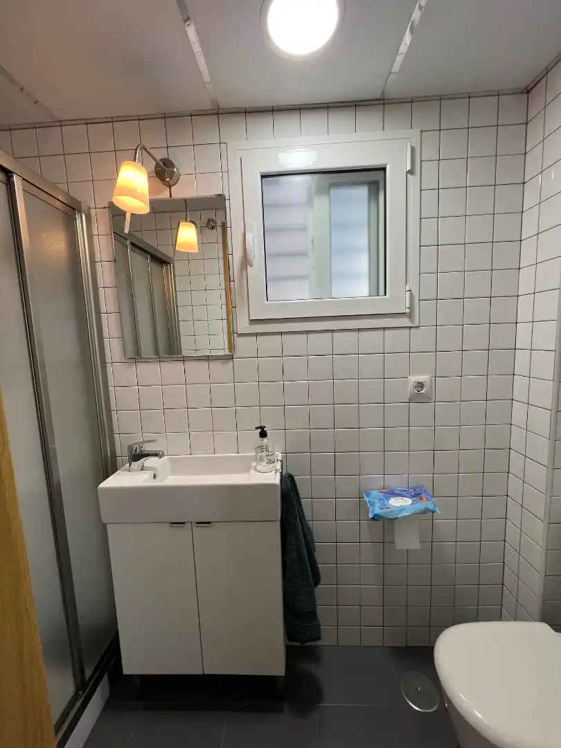 Bany de Casa o xalet en venda en Espartinas amb Aire condicionat, Calefacció i Jardí privat