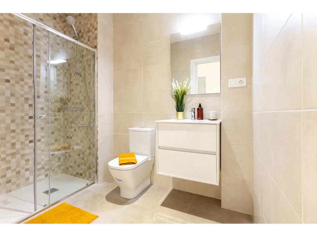 Baño de Casa adosada en venta en Sant Fruitós de Bages con Aire acondicionado, Calefacción y Jardín privado