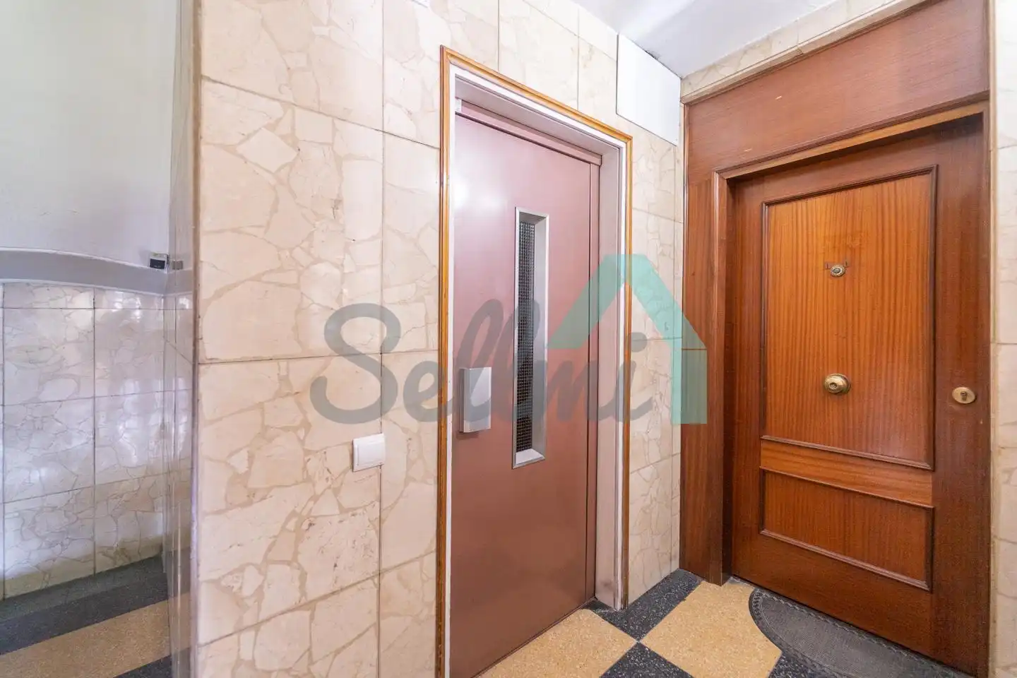 Piso en venta en Oviedo  con Calefacción, Parquet y Terraza