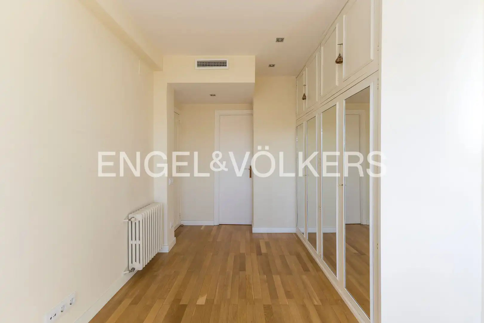 Habitación de Piso de alquiler en Madrid con Aire acondicionado, Calefacción y Parquet