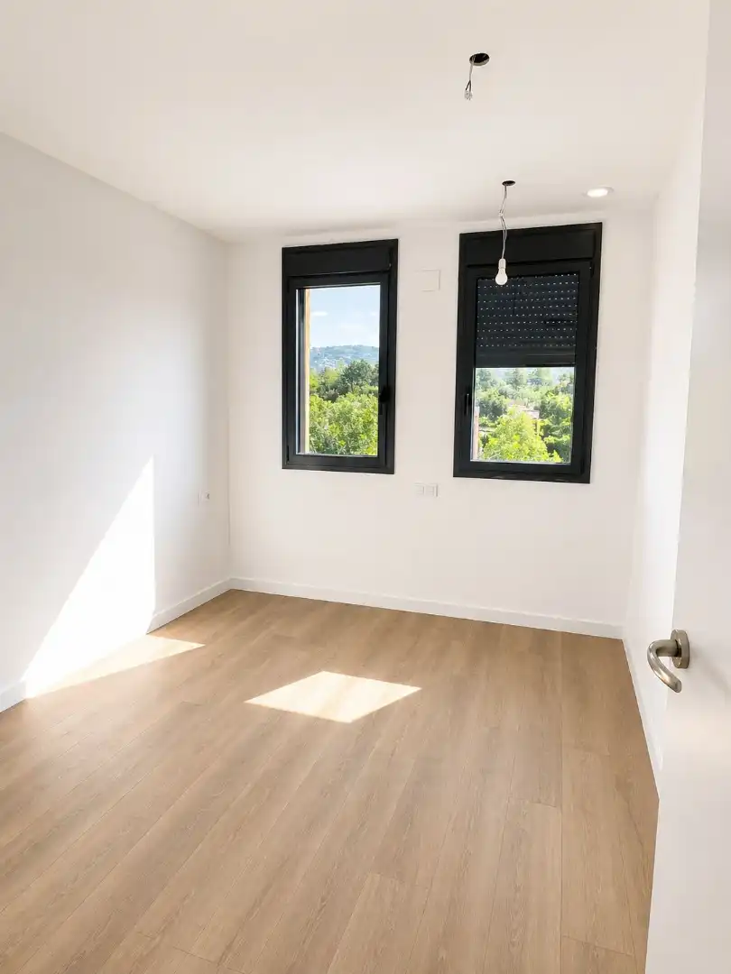 Dormitori de Casa adosada en venda en Torrelles de Llobregat amb Aire condicionat, Calefacció i Jardí privat