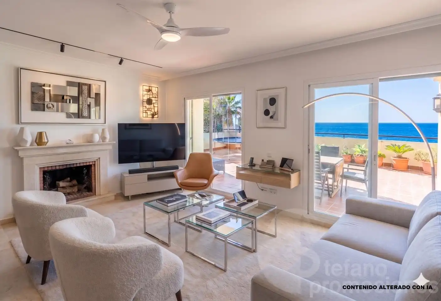 Living room of Detached homes for sale in Málaga Capital  with Air Conditioner, Private garden and Terrace