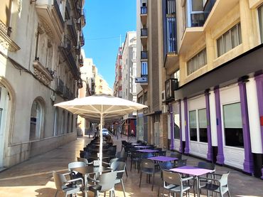 Pis amb balcó en venda a Calle Valdés