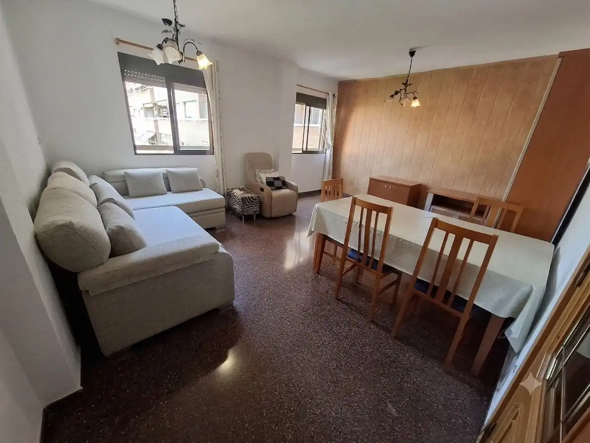 Living room of Flat for sale in Valencia  with Air Conditioner, Furnished and Oven